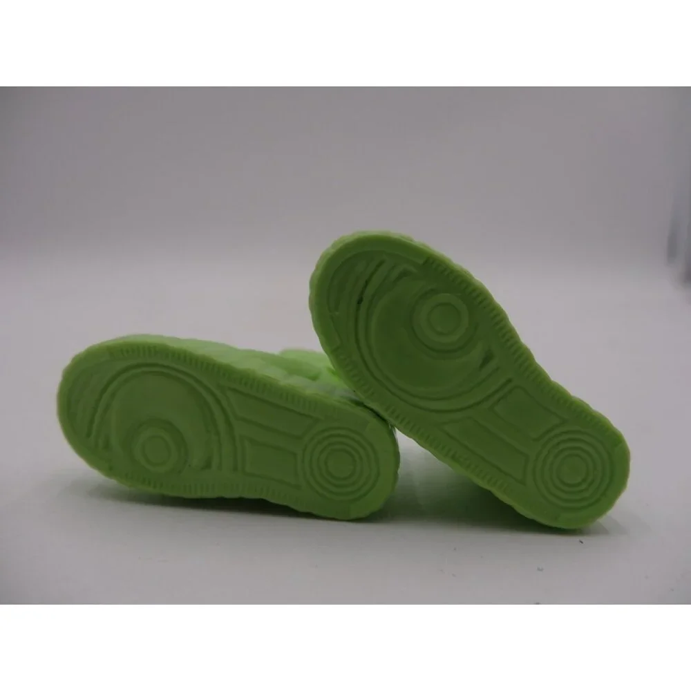 Monster‎ High Clawdeen Studio G3 Lime Green Tennis Shoes accessories fashions